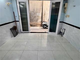 Cần bán gấp nhà 3 lầu chính chủ giá rẻ