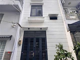 Cần bán gấp nhà rẻ  3 lầu chính chủ