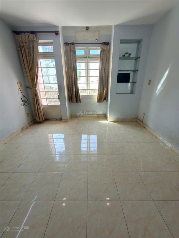 Nhà giá rẻ 2 lầu chính chủ cần bán gấp