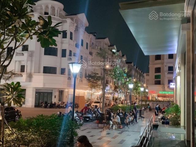 Một căn duy nhất 20 tỷ  nhà hoàn  có thang máy, đường số 12, kdc cityland p10, gò vấp