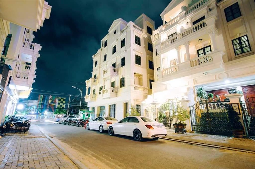 Một căn duy nhất 20 tỷ  nhà hoàn  có thang máy, đường số 12, kdc cityland p10, gò vấp