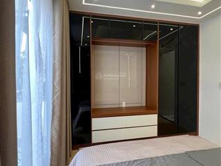 Cần bán mt đường số 9 p9 sát bên công viên làng hoa
