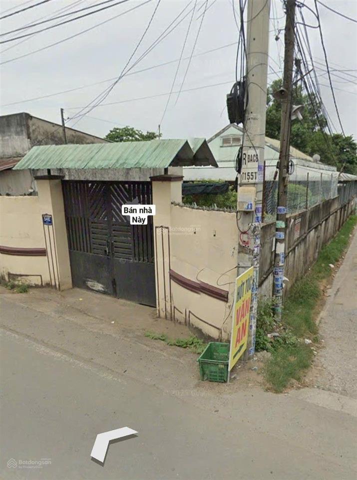 Nhà đẹp trên khu đất ba mặt tiền, mặt tiền đường chính đặng công bỉnh, đường bên hông, và sau