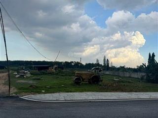 Cần bán lô đất công năng xây dựng trường học, mặt tiền đường kênh t2 bà điểm, hóc môn, tphcm