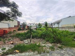 Cần chuyển nhượng đất vườn ngang 21x25 diện tích trên sổ 530m2 đường đá đất giá 1 tỷ tl