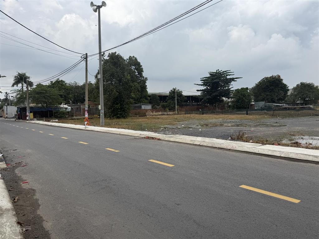 Cấn bán 2400m2 thổ cư tại xã củ chi 15 tỷ thương lượng