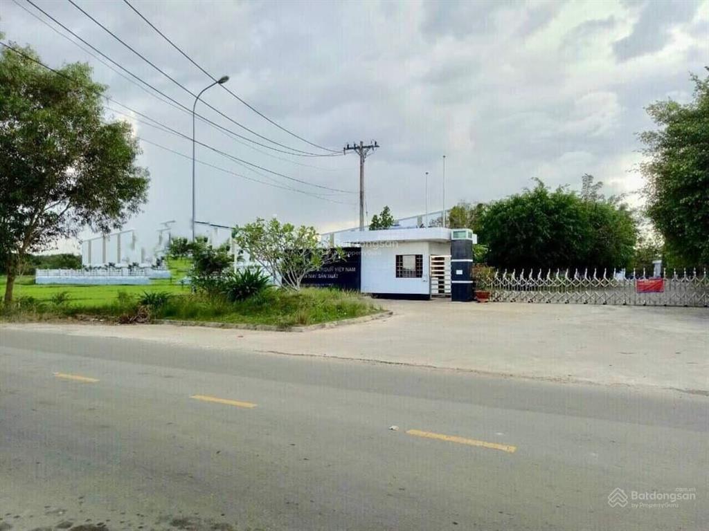 Gia đình anh chị chủ cần bán nhà xưởng mặt tiền đường hồ văn tăng xã củ chi 8800m2