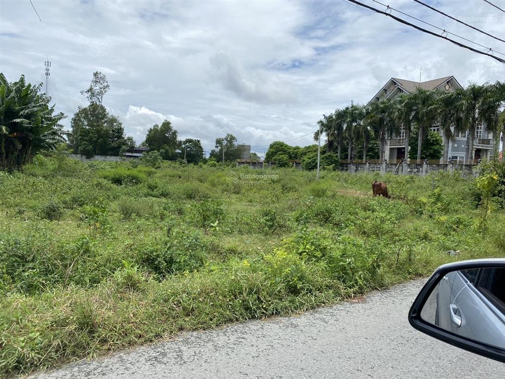 Bán đất thổ cư 3520m2 đường bê tông cách quốc lộ 22, thị trấn củ chi 300m, giá 22 tỷ