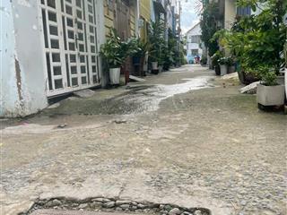 Cần cho thuê gấp nhà p. đông hưng thuận, q. 12, có dt 4m x 6,5m, giá 4 triệu/th