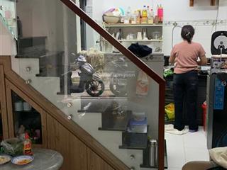 Cần bán gấp căn nhà p. tân hưng thuận, q12, dt 3m x 6m, 1 trệt, 1 lầu giá 2,6 tỷ