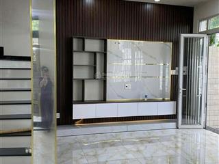 Bán nhà trong khu dân cư đạt gia tân xuân hóc môn diện tích 9.3 x 14.52m