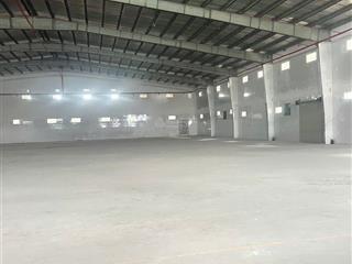 Cho thuê xưởng khuôn viên 6800m2 kcn xuyên á long an