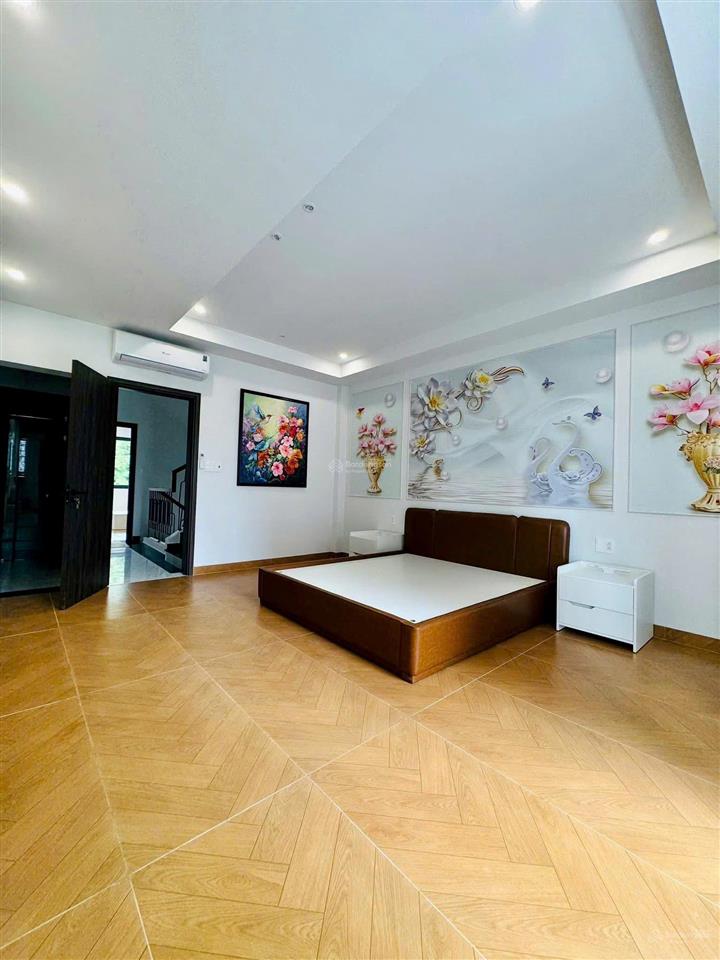 Bán gấp căn nhà luxury full nội thất xã bà điểm, tp hcm, nhà đẹp shr sang tên ngay