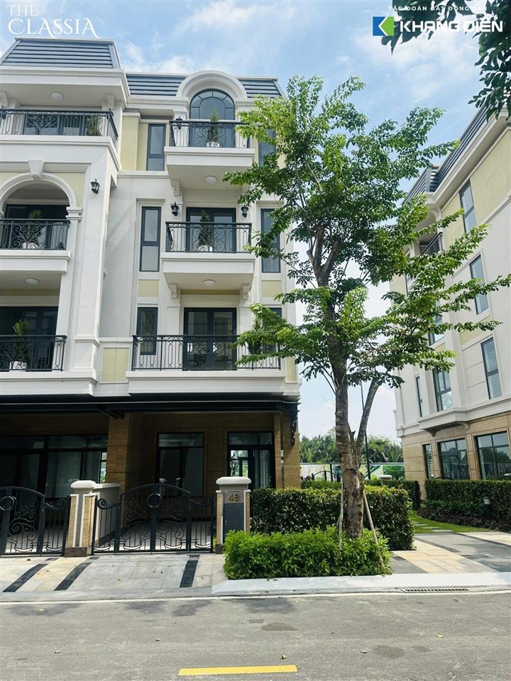 Bán cắt lỗ  căn sân vườn 7x19m trục đường 16m. hướng đông nam. hiện tại đang thấp trong dự án