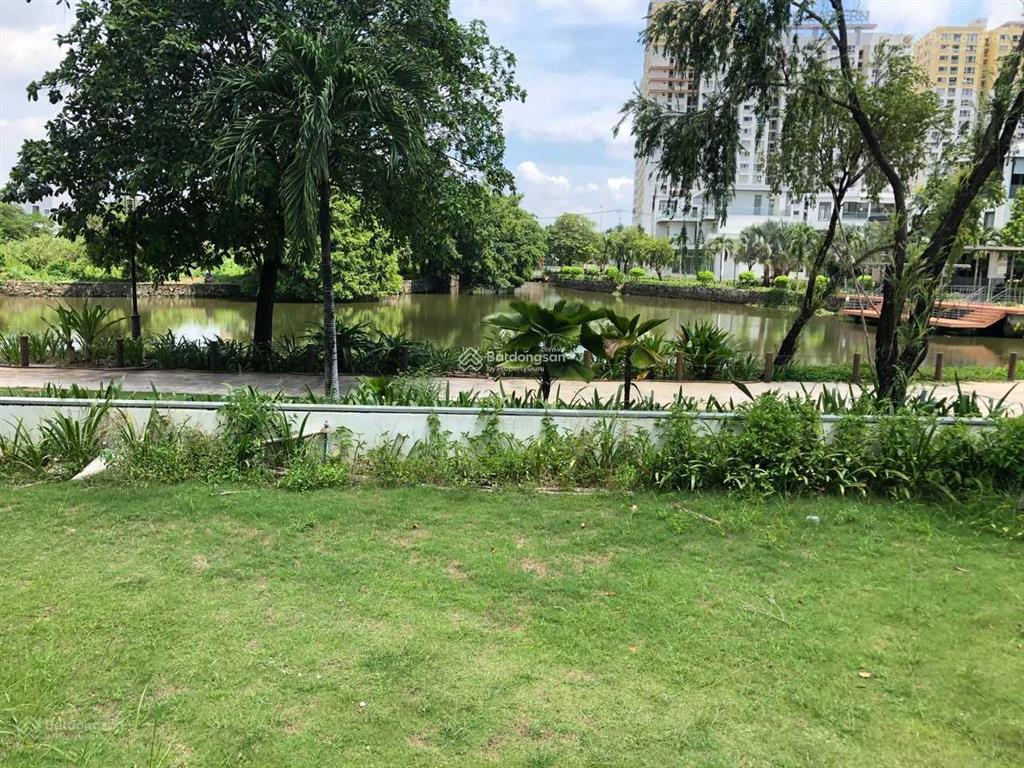 Chính chủ  cần bán gấp căn biệt thự đơn lập view hồ cực kỳ đẹp. dt 423.3m2. giá tốt nhất lucasta