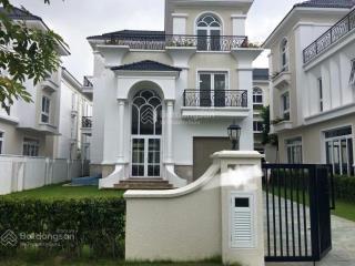 Cần bán gấp căn biệt thự đơn lập the venica dt 312m2 + 80m2 đất cv. nhà thô . căn duy nhất đang bán