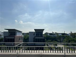 Cần bán gấp căn biệt thự đơn lập khu compound an ninh 24/7  dt 720m2  giá tốt nhất thị trường