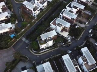 Chính chủ  bán gấp căn góc biệt thự đơn lập 3 mặt thoáng. full nội thất. dt 546m2, giá bán 65 tỷ