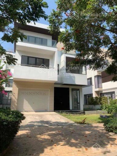 Chính chủ bán biệt thự đơn lập lucasta khang điền 320m nhà thô. sổ hồng. view công viên đường 20m