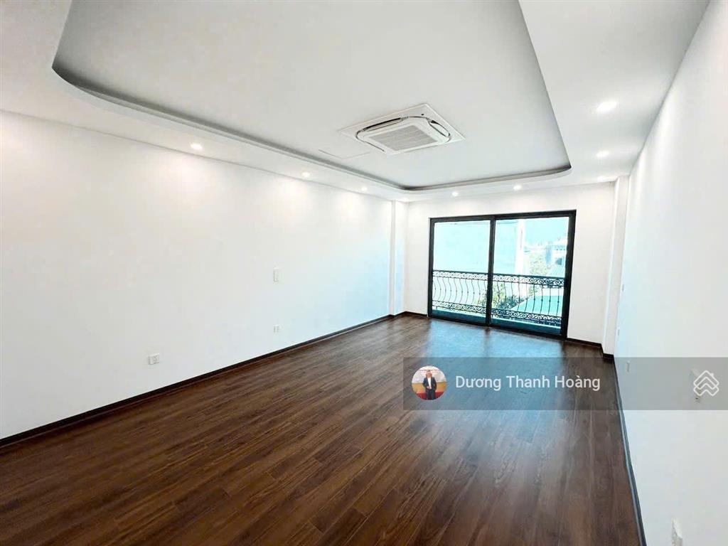 Bán nhà 58m2 x 6 tầng thang máy, mặt kinh doanh, phố đàm quang trung, long biên