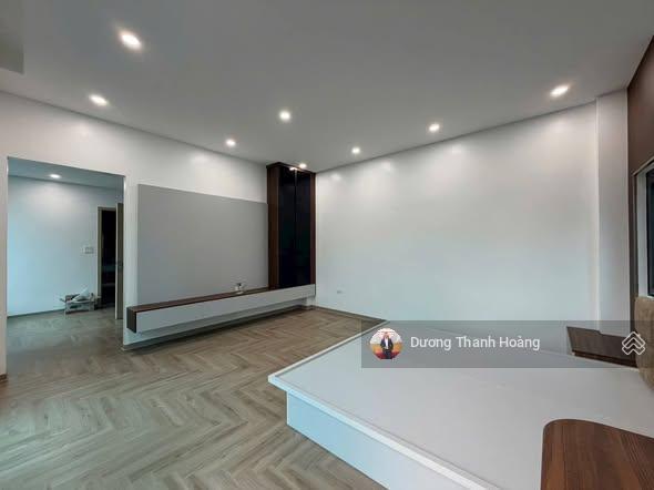 Bán phố cổ linh  thạch bàn  hồ thạch bàn  nhà 50m2 x 6 tầng thang máy full nội thất