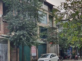 Chính chủ cho thuê nhà vườn 100m2 x 4t hoàn thiện có thang máy. 40 triệu/tháng