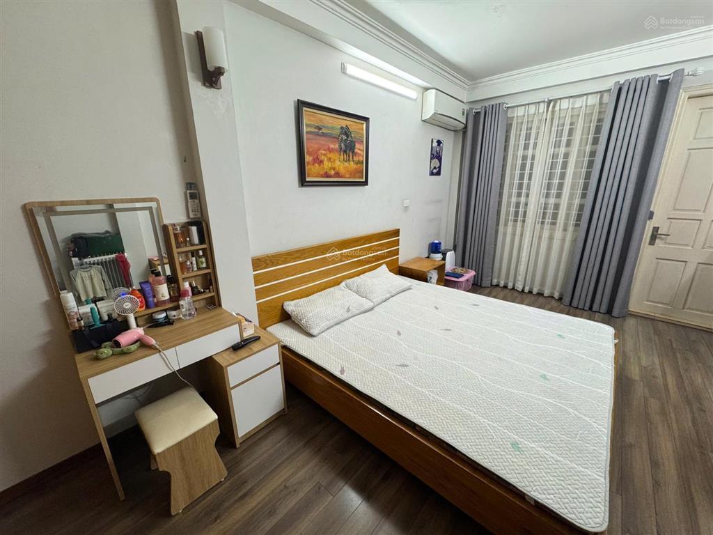 Bán nhà mặt đường chiến thắng  ô tô tránh  kinh doanh đỉnh