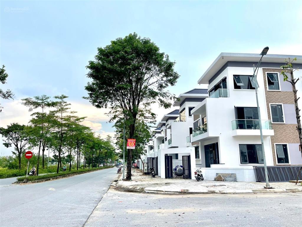 Chính chủ cho thuê liền kề biệt thự xây thô giá rẻ