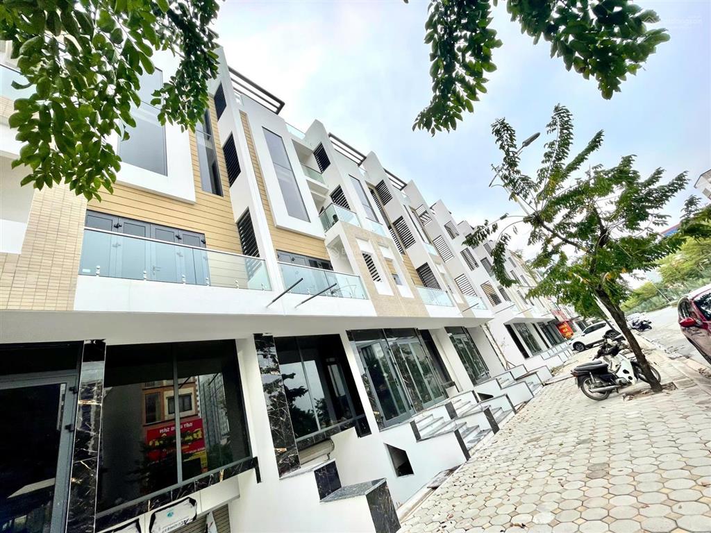 Chính chủ cho thuê liền kề biệt thự xây thô giá rẻ