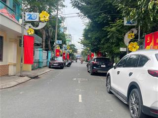 Bán nhà 4,13x20, nở hậu, gần chợ phú lâm, 3 tầng, đường nhựa 10m, giá 7,3 tỷ thương lượng