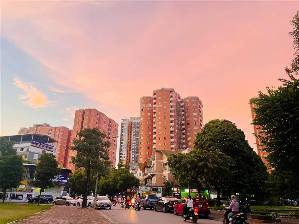 Chính chủ bán căn hộ 1pn  44m phố hoàng quốc việt