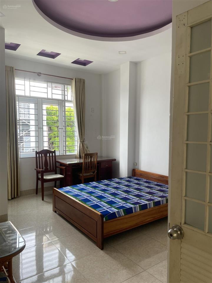 Bán nhà 1 trệt, 1 lầu, diện tích 138.5m2, cách biển chỉ 100m