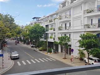 Bán nhà 3 tầng mặt tiền đường bùi phùng, vcn phước hải, nha trang