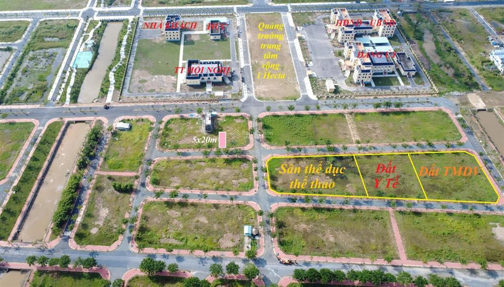Nền vị trí đẹp 100m2, cách trung tâm hành chính mới chỉ 50m