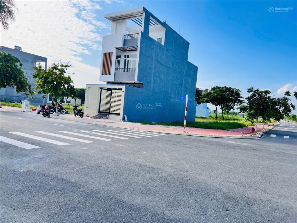 Giá chỉ 1 tỷ 750 triệu, lô 100m2 ngay cổng chính dự án garden riverside