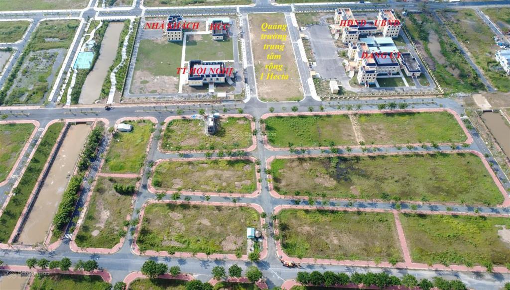 Bán lô đất đối diện trung tâm hành chính & coopmart thủ thừa