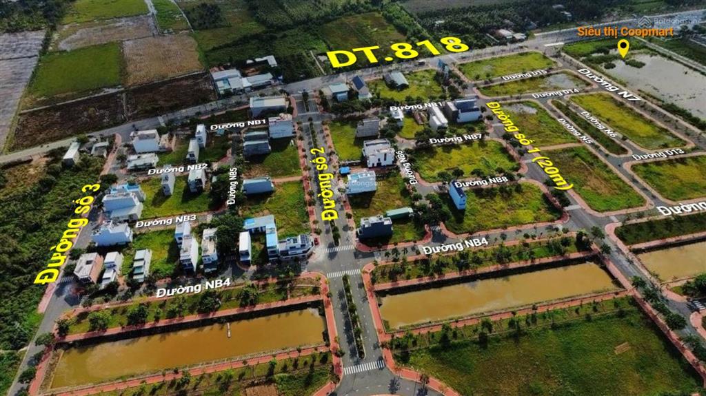 Bán nền đẹp đối diện công viên và kênh cảnh quan
