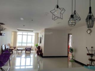 Cần cho thuê căn hộ giai việt, q8, 115m2 2 phòng ngủ ở liền như hình 14triệu.  0907 778 ***