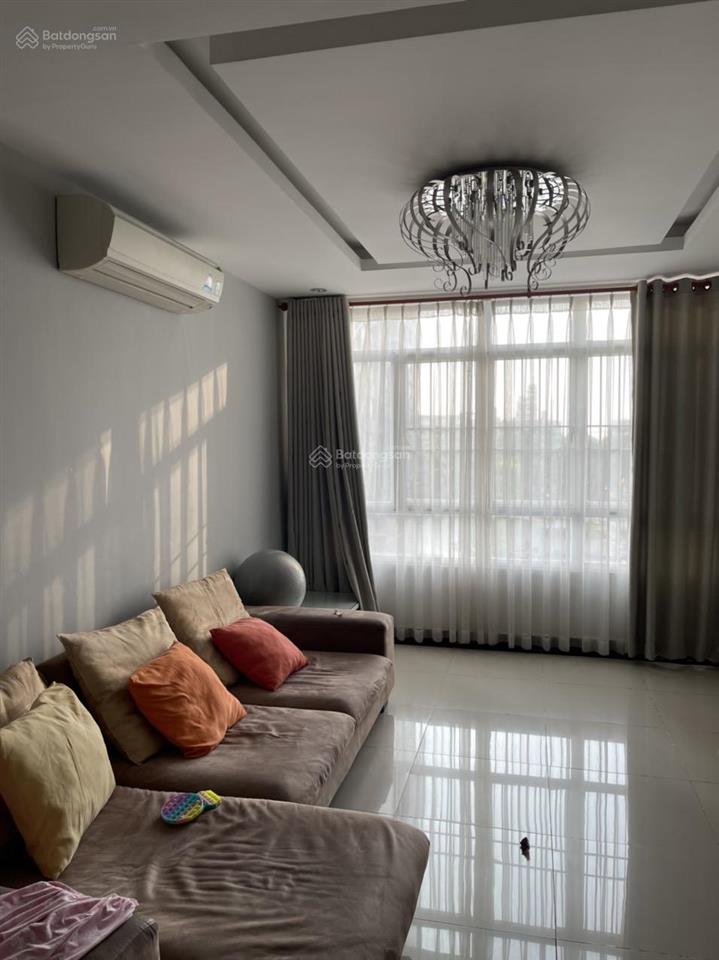 Bán căn hộ giai việt q8 150m2 3 phòng ngủ tặng nội thất, giá chốt 5tỷ5. 0907 778 ***