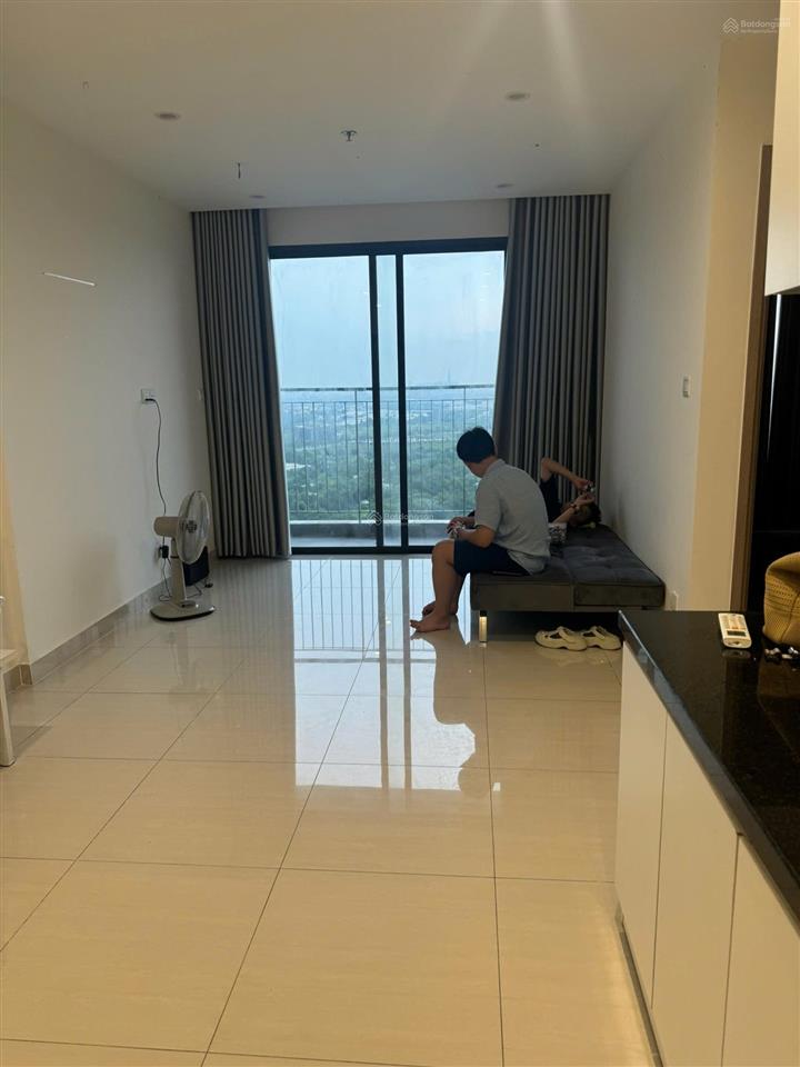 Bán căn hộ vinhome grand park q9 60m2 2pn 1wc sổ hồng ký ngay 2ty650. 0907 778 ***
