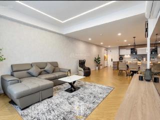 Bán căn hộ siêu phẩm penhouse giai việt, nhà y hình sổ hồng công chứng ngay 4pn 8ty5.  0907 778 ***