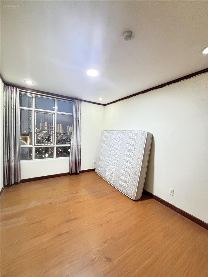 Cho thuê căn hộ giai việt q8 150m2 3pn 2wc ở ngay 16tr.  0907 778 ***