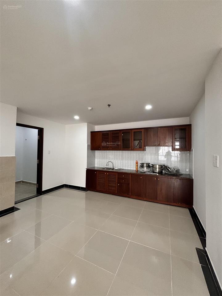 Cần bán căn hộ duplex giai việt q8 230m2 nhà mới đẹp tặng nội thất,7ty5.  0907 778 *** trinh