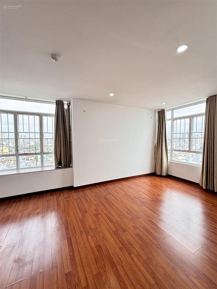 Cho thuê căn hộ giai việt q8 150m2 3pn nhà trống nhận ngay 15tr.  0907 778 ***