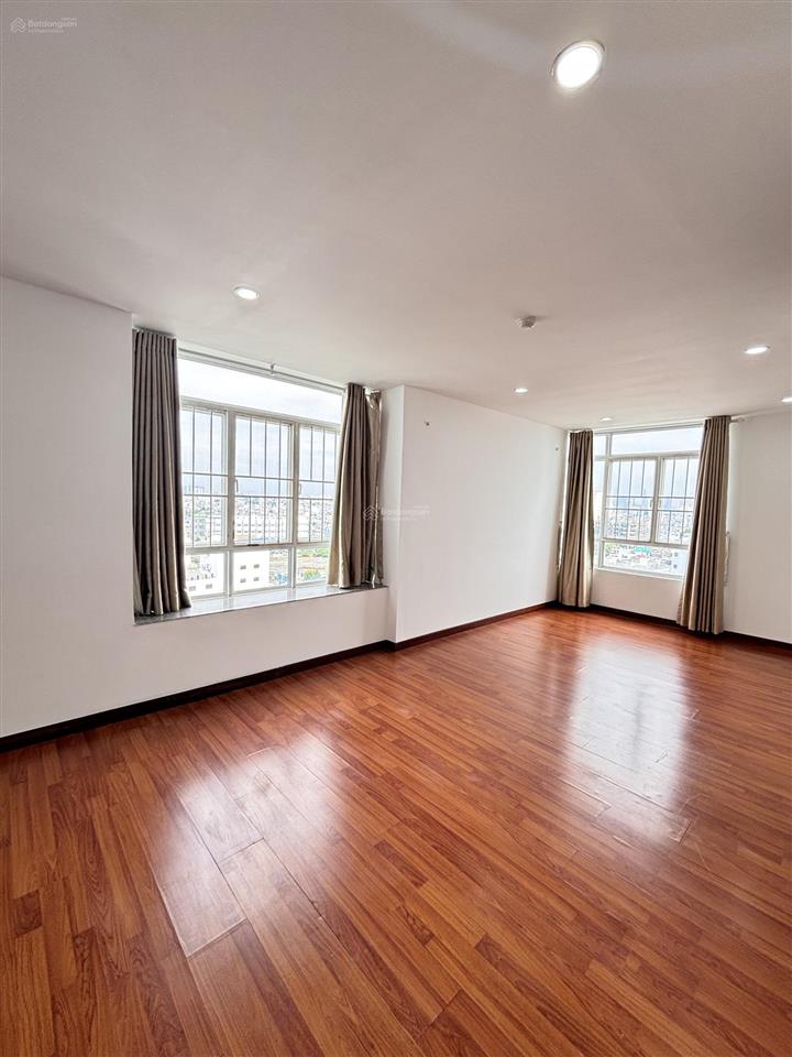 Cho thuê căn hộ giai việt q8 150m2 3pn nhà trống nhận ngay 15tr.  0907 778 ***