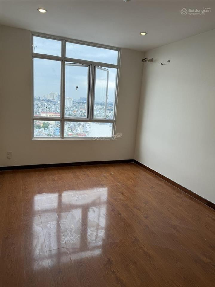 Cần bán căn hộ giai việt q8 115m2 2pn sổ hồng 5t2 lầu thấp.  0907 778 ***