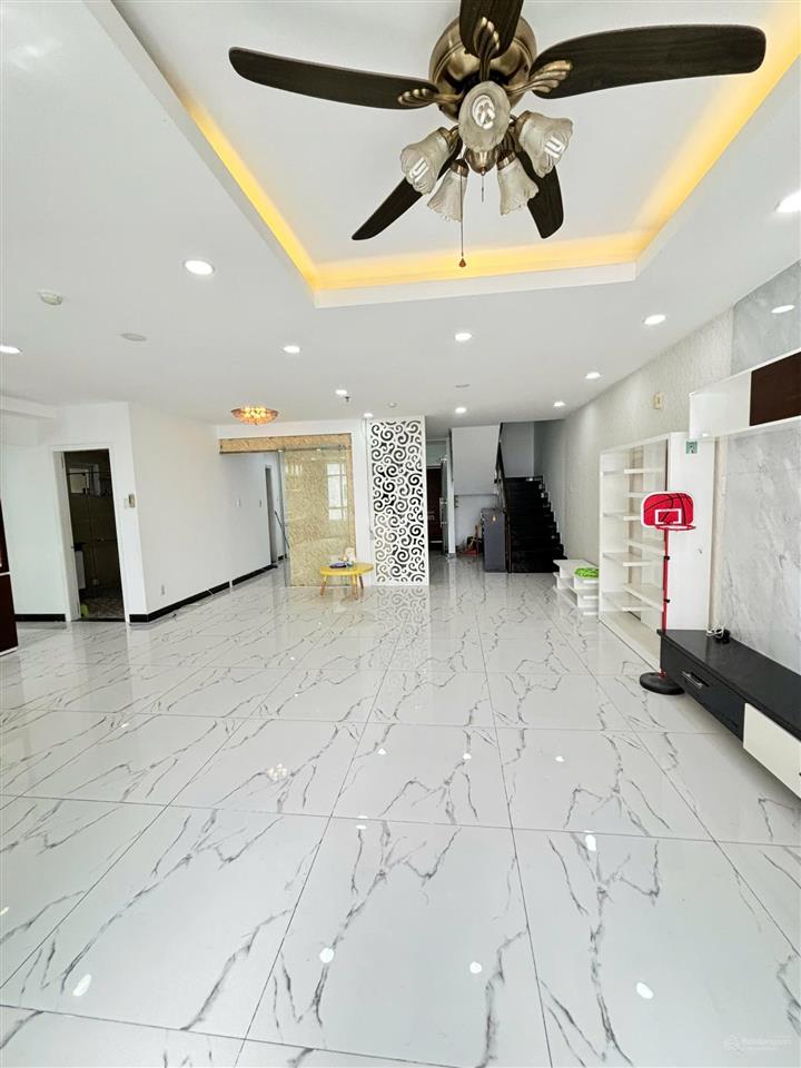 Bán căn hộ duplex giai việt q8 230m2 5pn sổ hồng.  0907 778 ***
