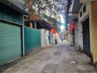 Bán đất tựu liệt nay là hoàng liệt hoàng mai, diện tích 100m2, vị trí phân lô, ô tô chạy quanh