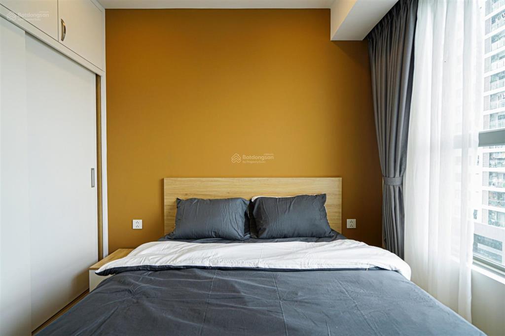 Bán gấp căn 2pn 2wc river panorama, nhà trống, mới hoàn toàn 4.2tỷ thương lượng bao thuế phí
