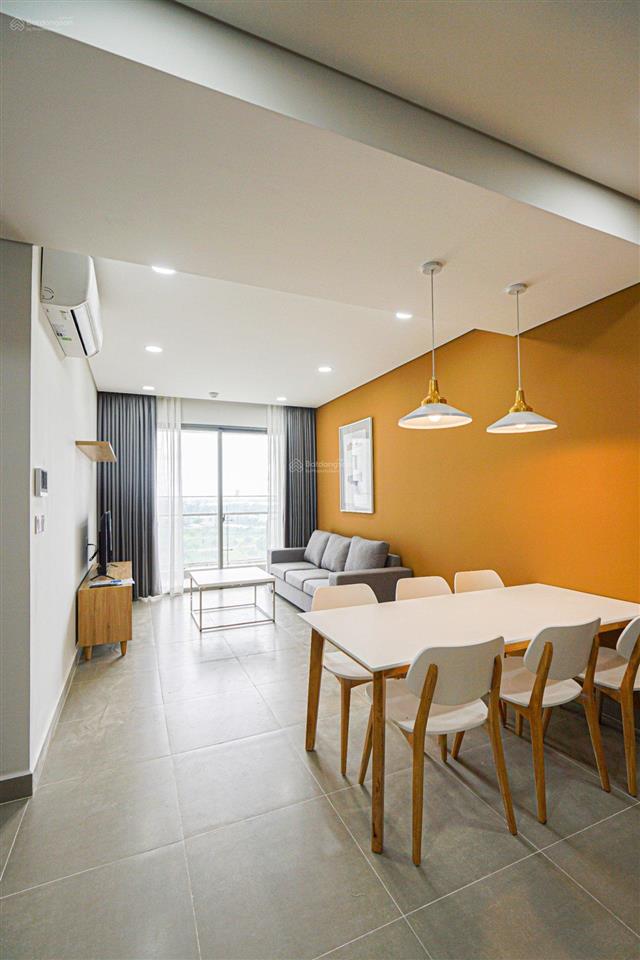Bán gấp căn 2pn 2wc river panorama, nhà trống, mới hoàn toàn 4.2tỷ thương lượng bao thuế phí